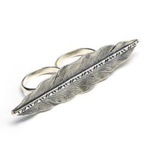 Elizabeth and James double finger silver ring